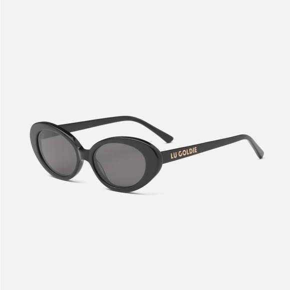 Lu Goldie Jeanne Sunglasses - Picture 12 of 14